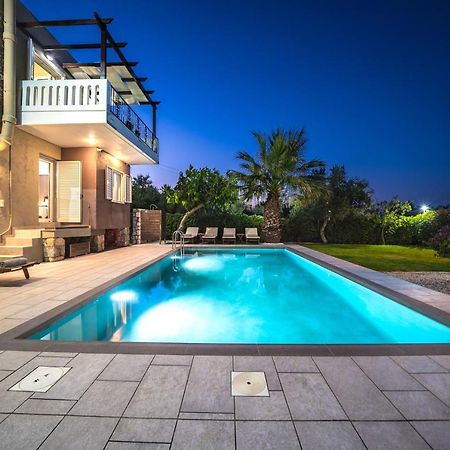 Petronila Luxury Villa With Heated Private Pool Kíssamos Exteriér fotografie