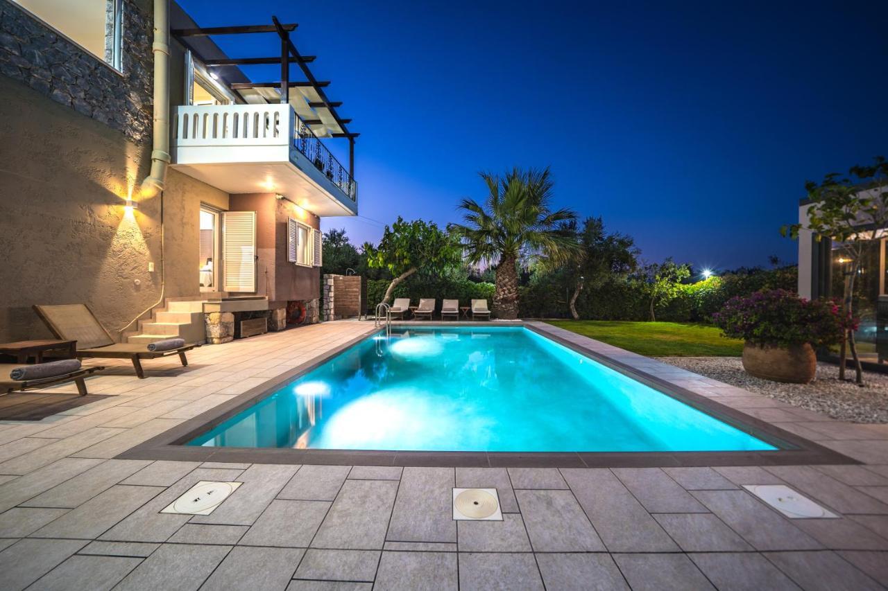 Petronila Luxury Villa With Heated Private Pool Kíssamos Exteriér fotografie