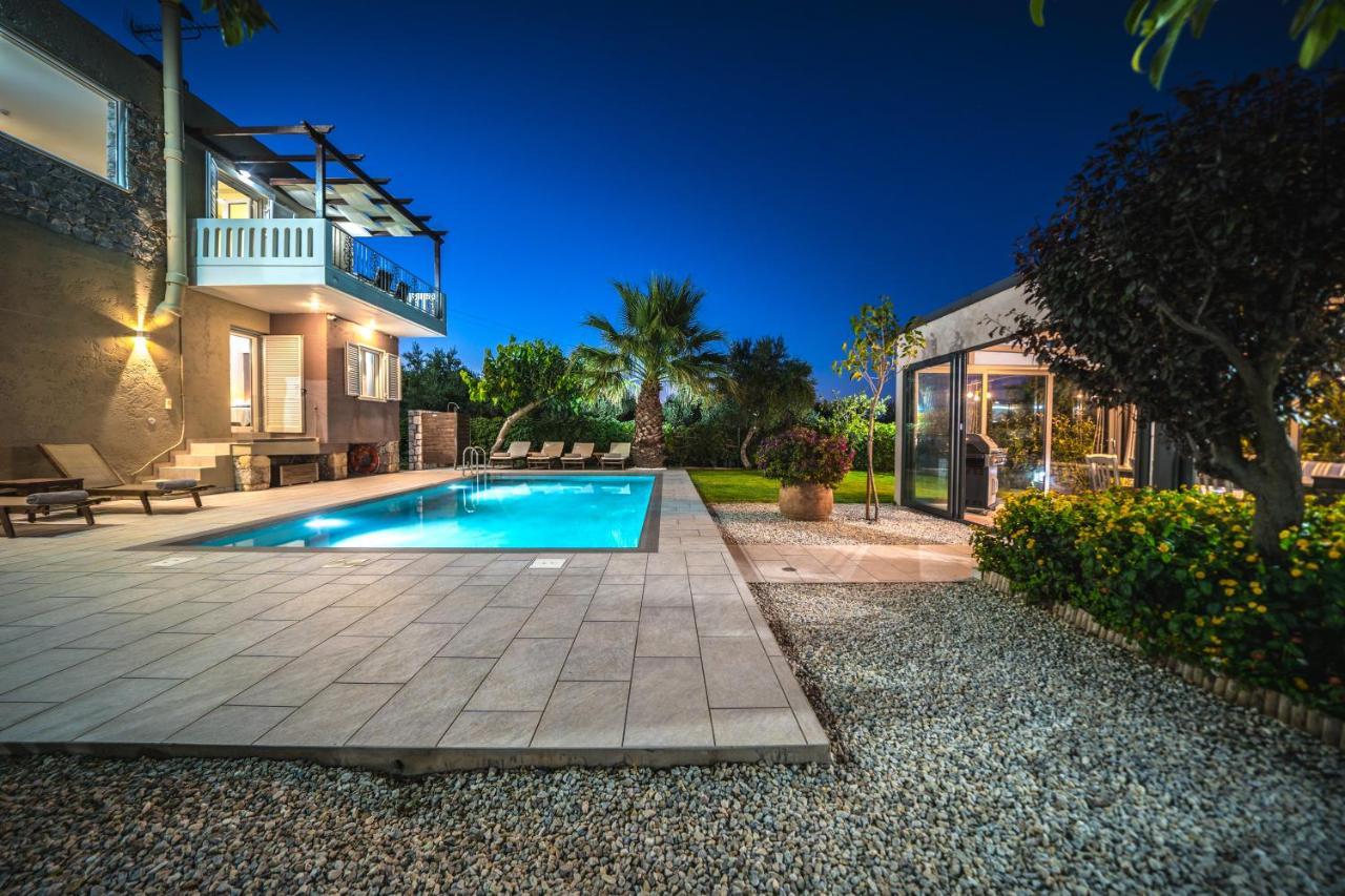 Petronila Luxury Villa With Heated Private Pool Kíssamos Exteriér fotografie