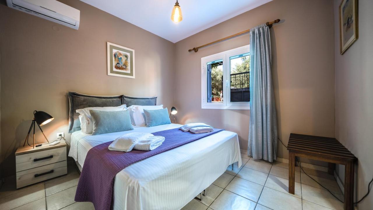 Petronila Luxury Villa With Heated Private Pool Kíssamos Exteriér fotografie